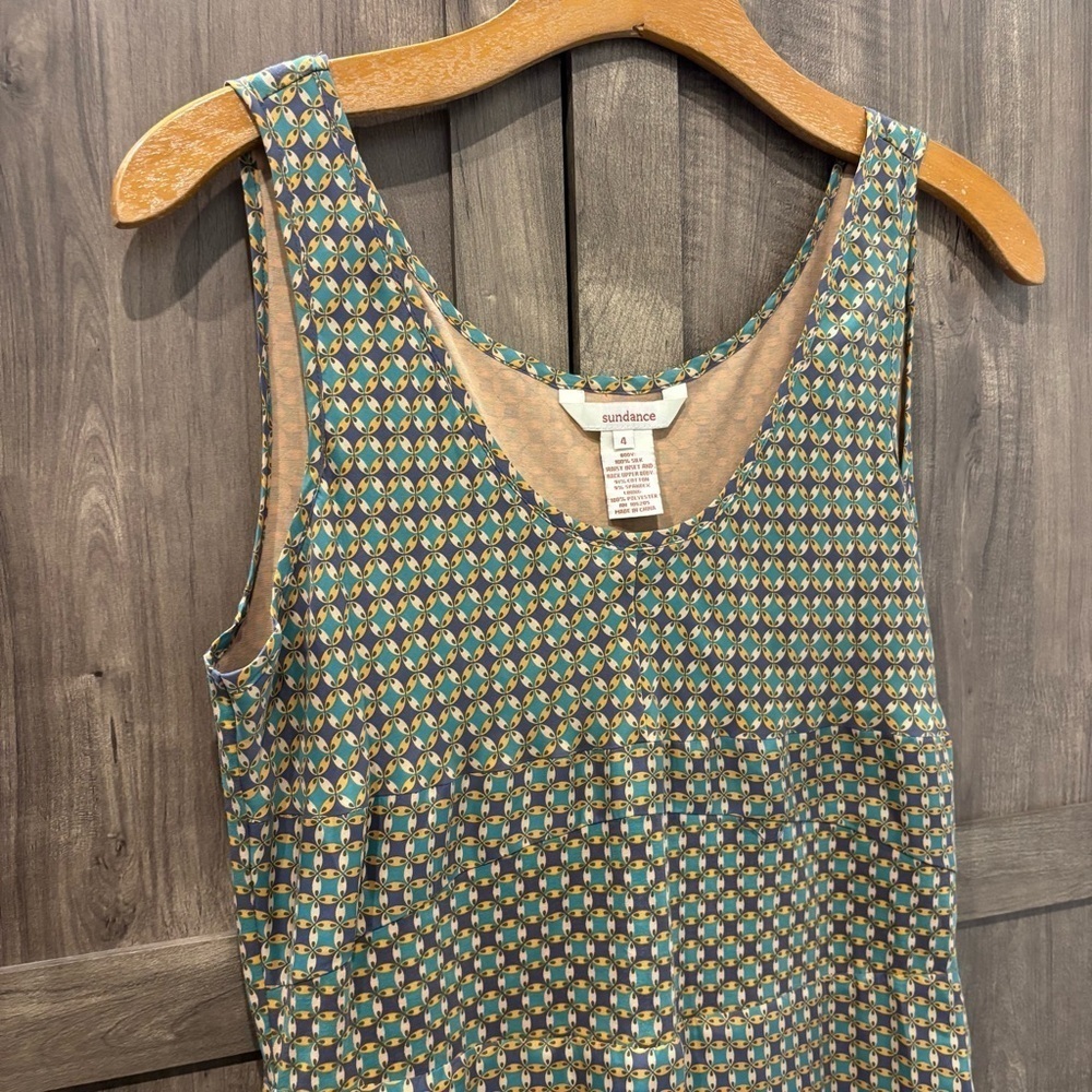 Sundance Dress size 4 Silk Sleeveless bubble Drape Hem geometric Empire Waist - Picture 3 of 11